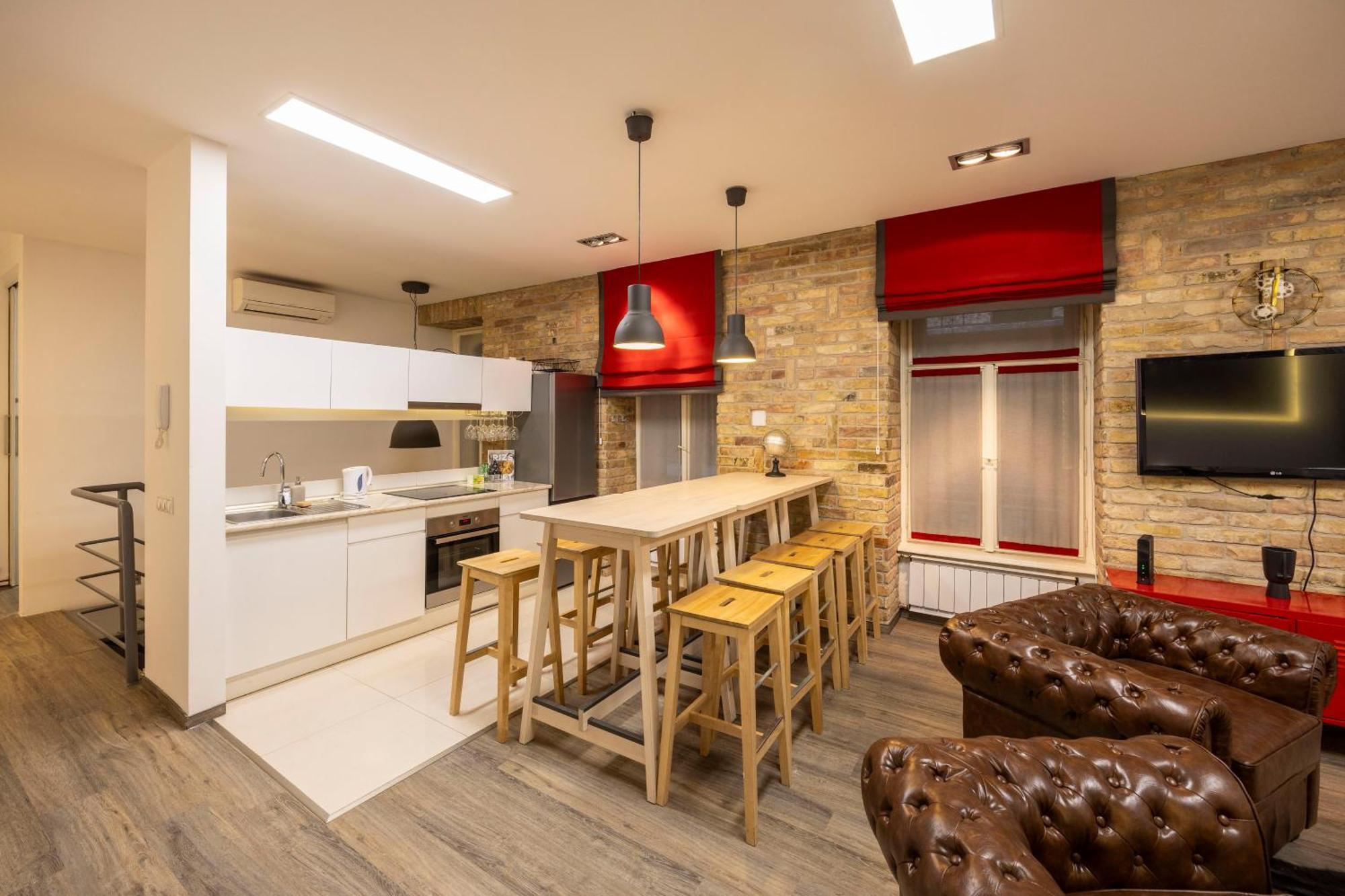 Deluxe Central Elizabeth Residence W/ 4Bedrm, 2Bathrm, 1Lvngrm Budapest Extérieur photo